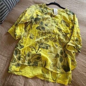 Made in Italy NEW gauzy cotton Floral Yellow lightweight Top